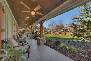 920 Pine Cir, Woodstock, GA 30189 - Photo 10