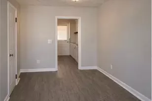 848 Wilson Cir SW, Marietta, GA 30064 - Photo 4