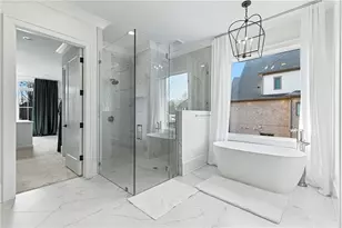 10190 Cedar Ridge Dr, Alpharetta, GA 30004 - Photo 16