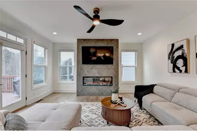 134 Spaulding Lane, Woodstock, GA 30188 - Photo 4