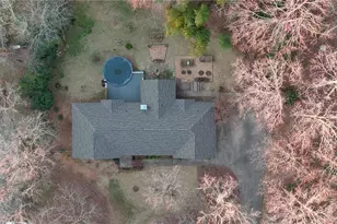 1031 Barnett Pl, Athens, GA 30605 - Photo 4