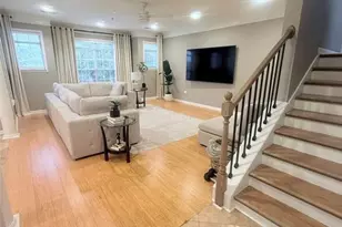 2015 NE Barrett Lakes Blvd, Kennesaw, GA 30144 - Photo 2