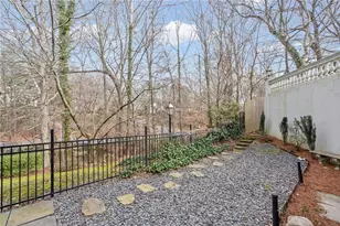 4288 Olde Mill Ln NE, Atlanta, GA 30342 - Photo 36