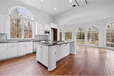 4288 Olde Mill Lane NE, Atlanta, GA 30342 - Photo 6