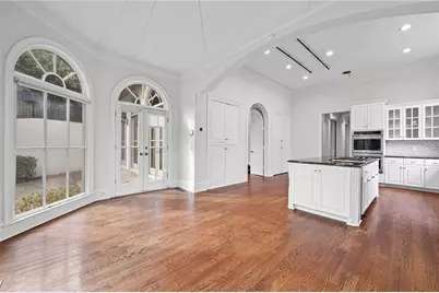 4288 Olde Mill Lane NE, Atlanta, GA 30342 - Photo 8