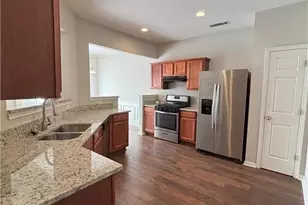 5610 Sterling Ct, Cumming, GA 30040 - Photo 4