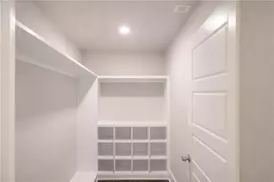 2130 Seavey Dr, Decatur, GA 30032 - Photo 10