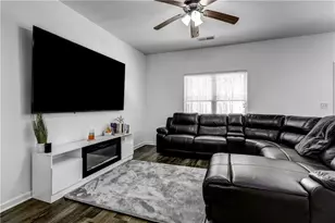 3095 Bonnes Dr, Lithonia, GA 30038 - Photo 12