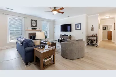 390 Alpine Drive, Roswell, GA 30075 - Photo 8