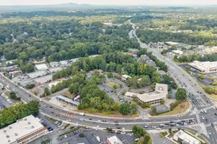 390 Alpine Dr, Roswell, GA 30075 - Photo 48