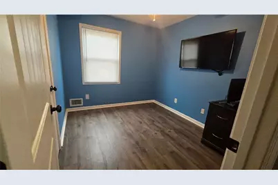 371 Amberwood Drive, Lawrenceville, GA 30044 - Photo 10