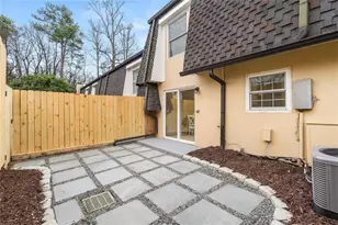 6404 Park Ave, Atlanta, GA 30342 - Photo 20