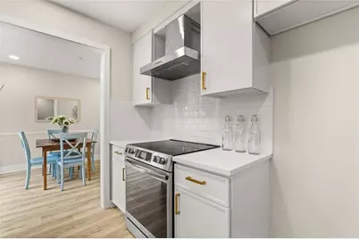 6404 Park Avenue #D4, Atlanta, GA 30342 - Photo 6