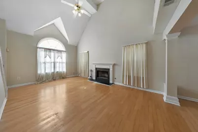 2025 Baramore Oaks Drive, Marietta, GA 30062 - Photo 6