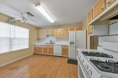 2025 Baramore Oaks Drive, Marietta, GA 30062 - Photo 10