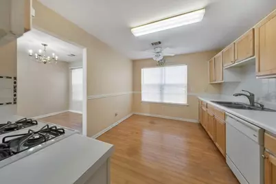 2025 Baramore Oaks Drive, Marietta, GA 30062 - Photo 12