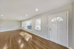 909 Rosedale Dr, Marietta, GA 30066 - Photo 4