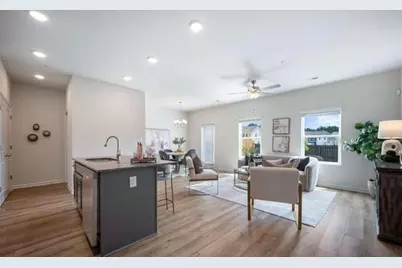 9398 Maple Grove, Jonesboro, GA 30238 - Photo 6