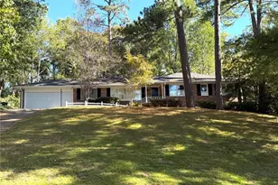 410 Montevallo Dr, Sandy Springs, GA 30342 - Photo 2