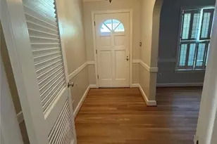 410 Montevallo Dr, Sandy Springs, GA 30342 - Photo 6