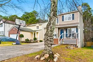 6535 Sevenoaks Dr, Tucker, GA 30084 - Photo 2