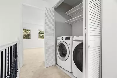 232 Peachtree Hollow Court, Sandy Springs, GA 30328 - Photo 22