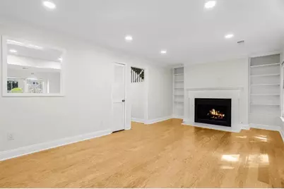 232 Peachtree Hollow Court, Sandy Springs, GA 30328 - Photo 12