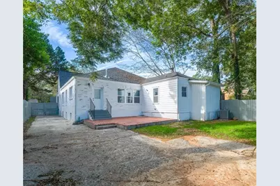 1373 M L King Jr Drive SW, Atlanta, GA 30314 - Photo 30