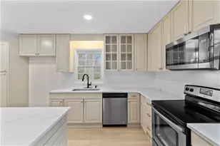 2347 Greenway Dr, Decatur, GA 30035 - Photo 12