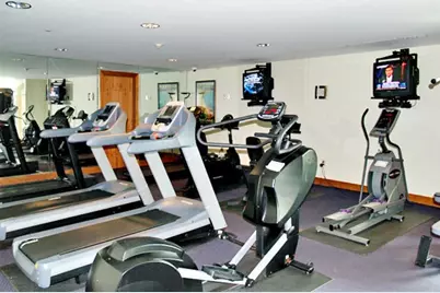 700 Park Regency Place NE, Atlanta, GA 30326 - Photo 24