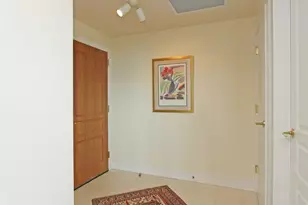 700 Park Regency Pl NE, Atlanta, GA 30326 - Photo 2