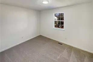 180 Honeysuckle Dr SE, Calhoun, GA 30701 - Photo 12