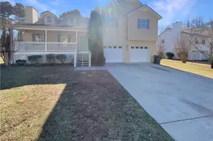 180 Honeysuckle Dr SE, Calhoun, GA 30701 - Photo 1