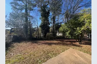 2351 Boone Place, Snellville, GA 30078 - Photo 16