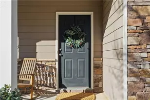 4929 Parke Brook Dr, Acworth, GA 30101 - Photo 2