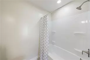 2996 Arrowood Dr, East Point, GA 30344 - Photo 32