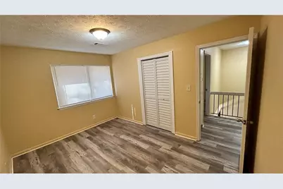 8560 Creekwood Way, Jonesboro, GA 30238 - Photo 12