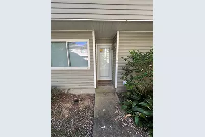 8560 Creekwood Way, Jonesboro, GA 30238 - Photo 2