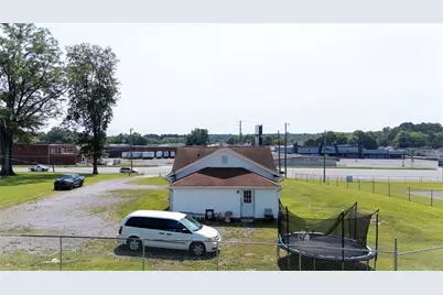 2213 Cleveland Highway, Dalton, GA 30721 - Photo 10