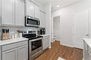 487 Bishop Ln, Woodstock, GA 30188 - Photo 12