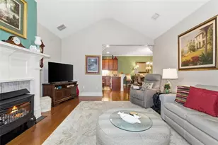 995 Savannah Commons Dr NE, Kennesaw, GA 30144 - Photo 6