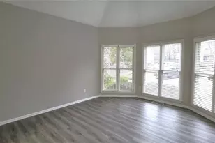 3610 Hedge Arbor Ct, Suwanee, GA 30024 - Photo 4