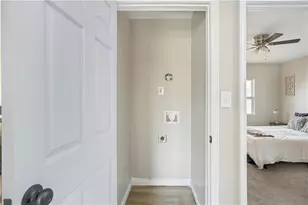 2360 S Hairston Rd, Decatur, GA 30035 - Photo 20