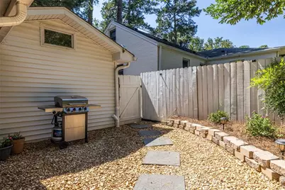 1808 Dyson Drive, Decatur, GA 30030 - Photo 40