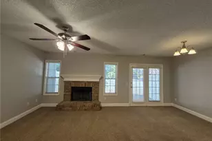 3232 Glenloch Pl, Lawrenceville, GA 30044 - Photo 6