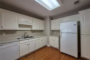 3232 Glenloch Pl, Lawrenceville, GA 30044 - Photo 2