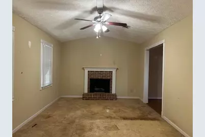 4515 S Landing Drive, Marietta, GA 30066 - Photo 2