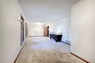 6334 Knights Way, Riverdale, GA 30296 - Photo 8