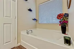 4048 Carlinswood Way, Stone Mountain, GA 30083 - Photo 18