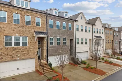 2247 Pink Hawthorn Dr, Buford, GA 30518 - Photo 2